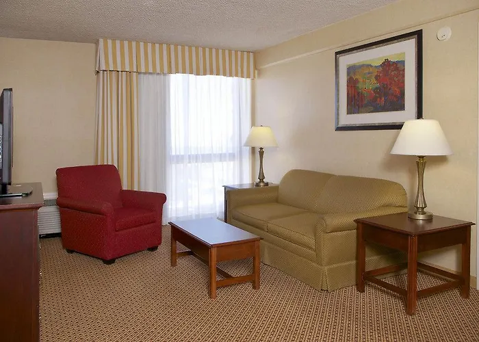 Red Lion & Conference Center Hotel
