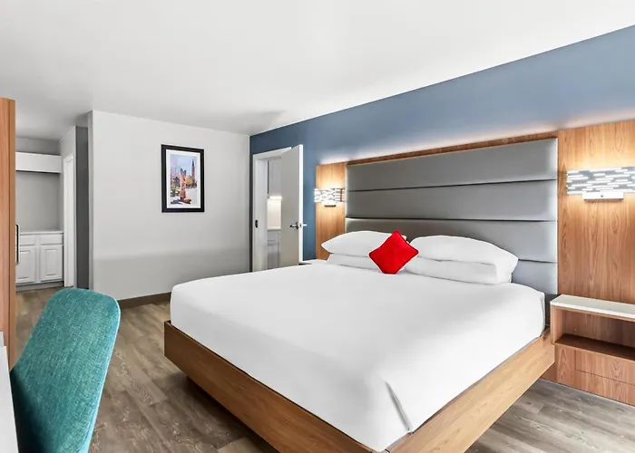 Hotel Red Lion & Conference Center 3*