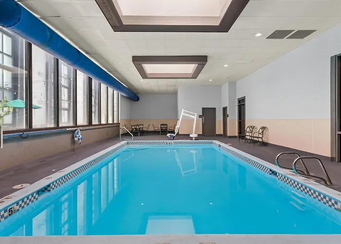 Hotel Red Lion & Conference Center